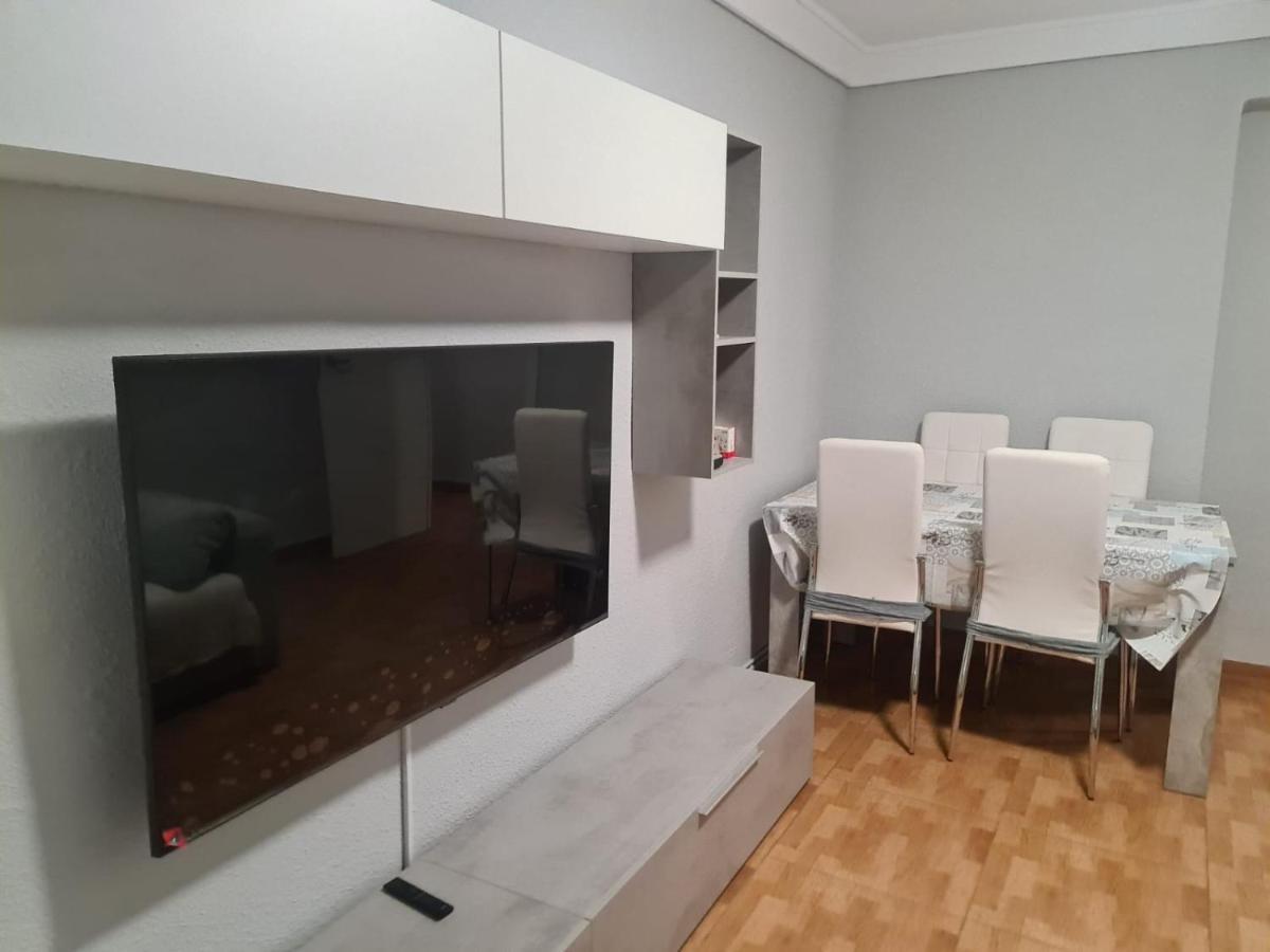 Apartamento Zaragoza Plaza Europa Bagian luar foto