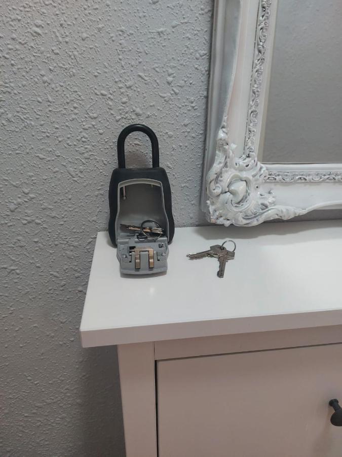 Apartamento Zaragoza Plaza Europa Bagian luar foto
