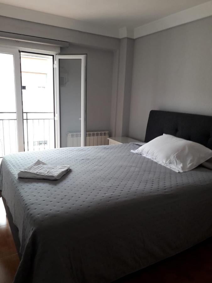 Apartamento Zaragoza Plaza Europa Bagian luar foto